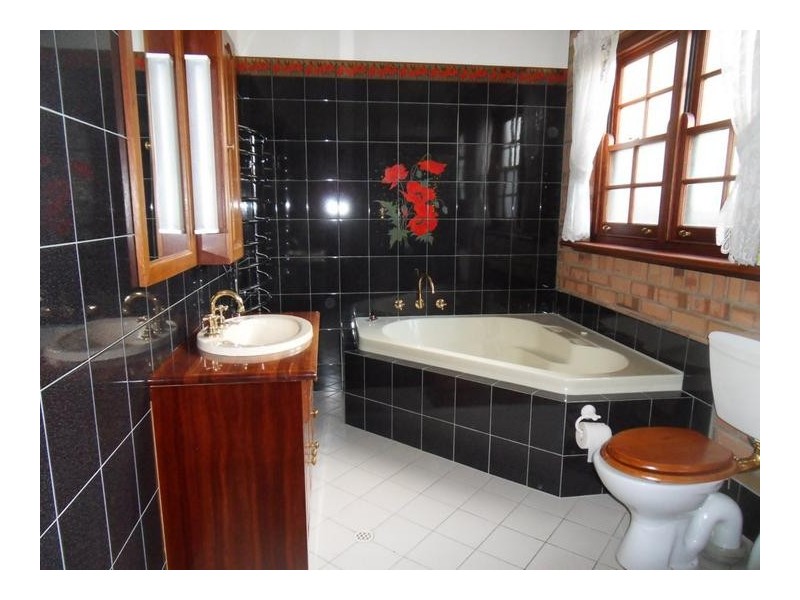 17 Nairne Road, Woodside SA 5244