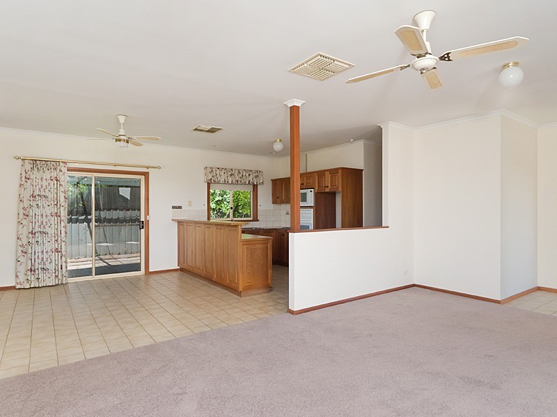 1/8 Hawthorn Road, Mount Barker SA 5251