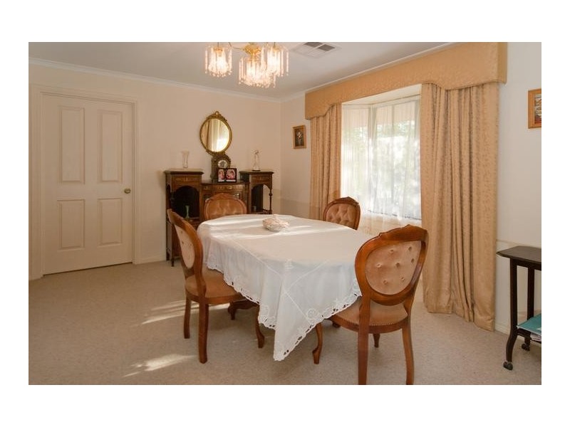 1 Fairfield Road, Mount Barker SA 5251