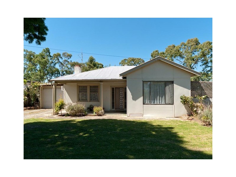 8 Mawson Road, Meadows SA 5201