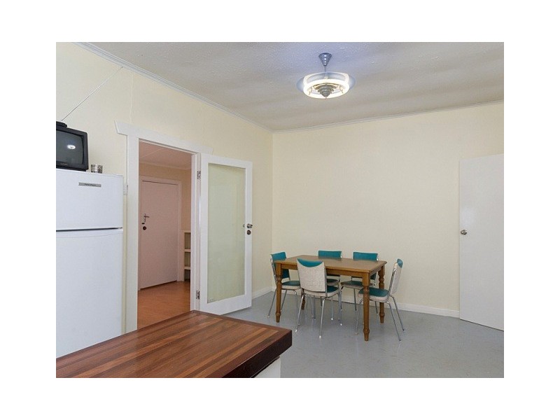 8 Mawson Road, Meadows SA 5201