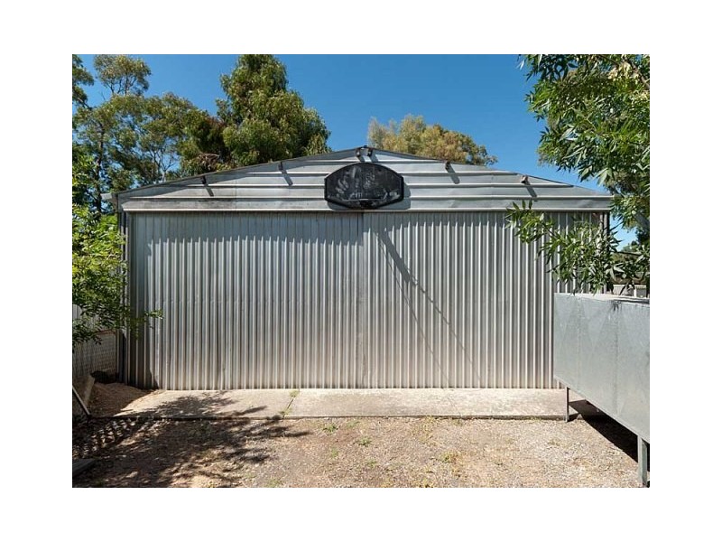 8 Mawson Road, Meadows SA 5201