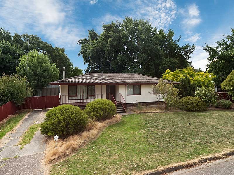 2 Charles Street, Mount Barker SA 5251