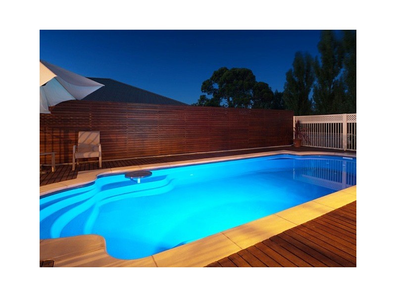 4 Stonybrook Grove, Mount Barker SA 5251