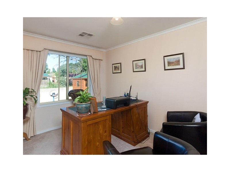 4 Stonybrook Grove, Mount Barker SA 5251