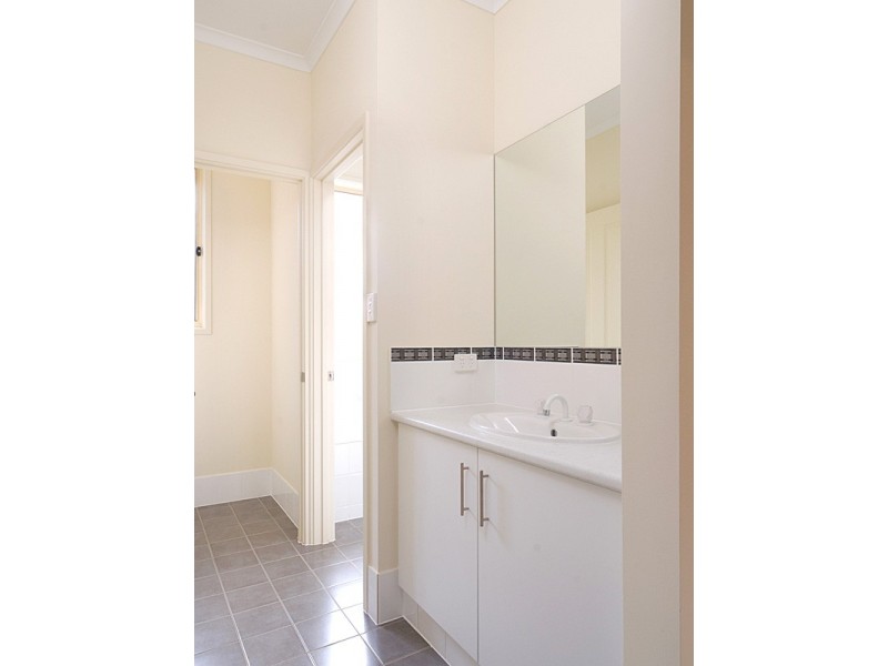 16 Knott Street, Mount Barker SA 5251