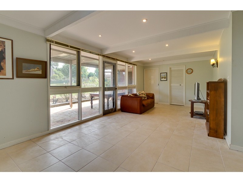 35 Albert Road, Mount Barker SA 5251