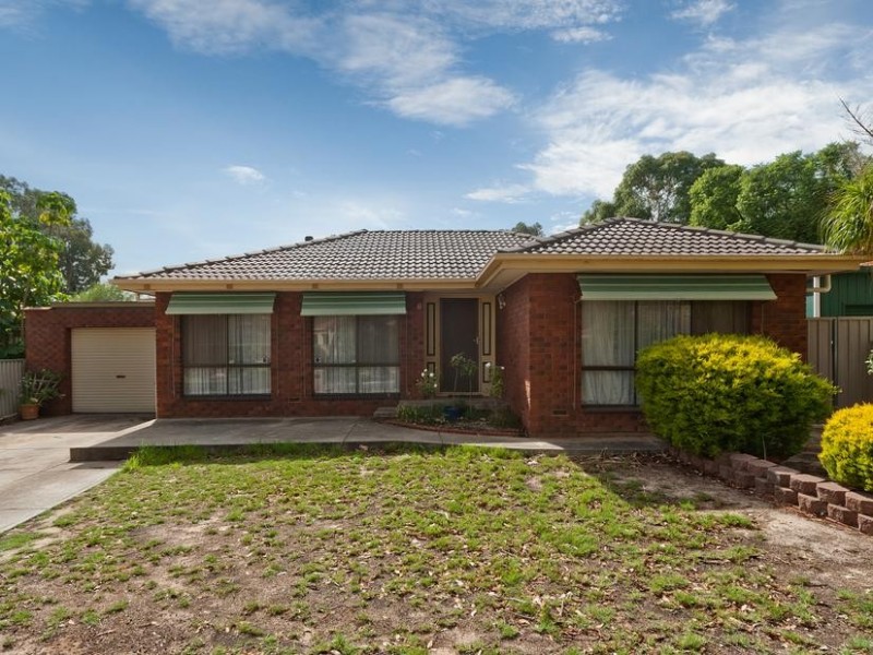 8 Valiant Court, Salisbury Heights SA 5109