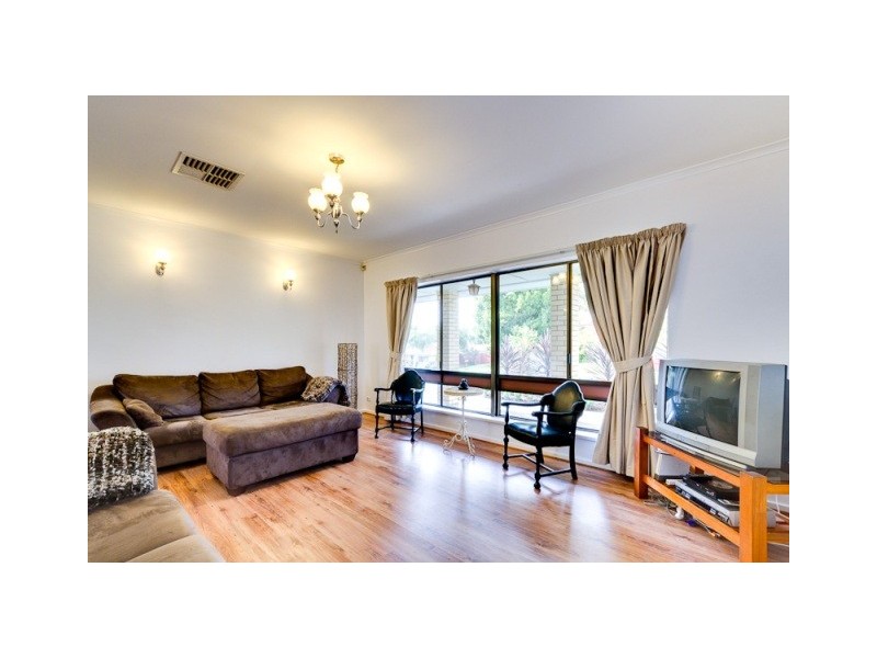9 Bowyer Avenue, Mount Barker SA 5251