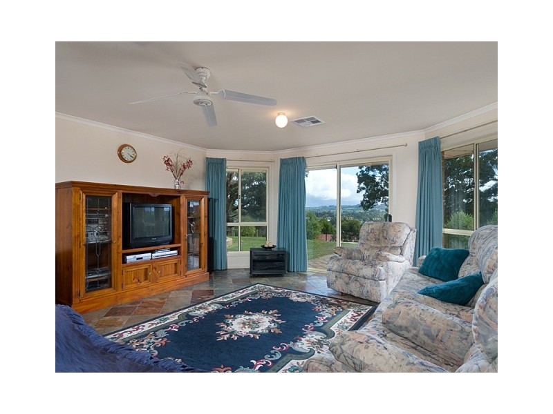 28 Springs Road, Mount Barker SA 5251