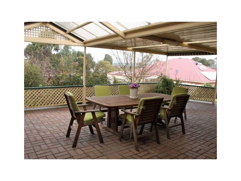 9 Duncan Crescent, Mount Barker SA 5251