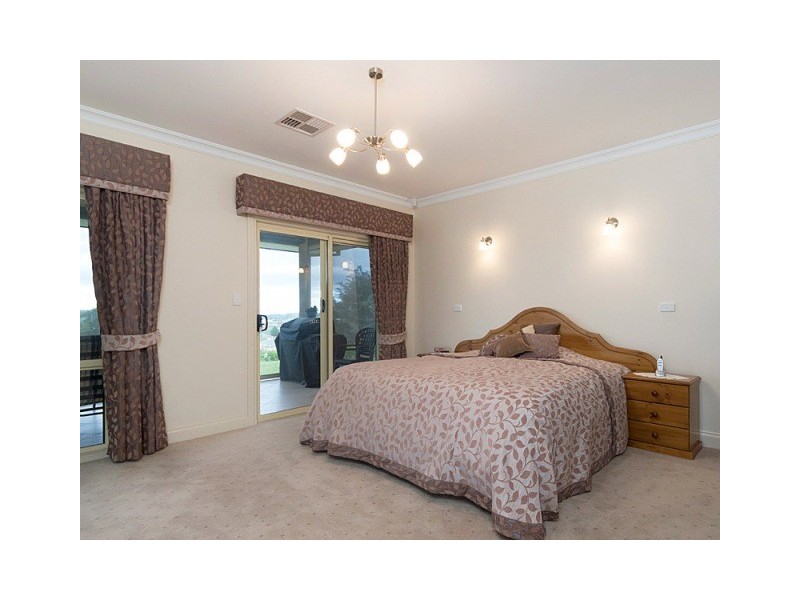 39 Yaktanga Way, Mount Barker SA 5251