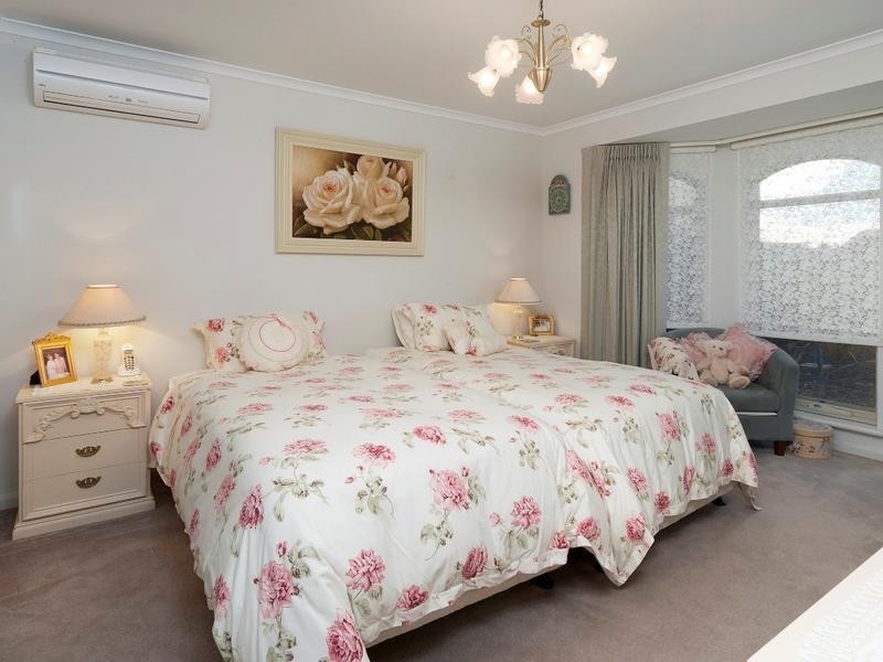 19 Strathford Way, Strathalbyn SA 5255