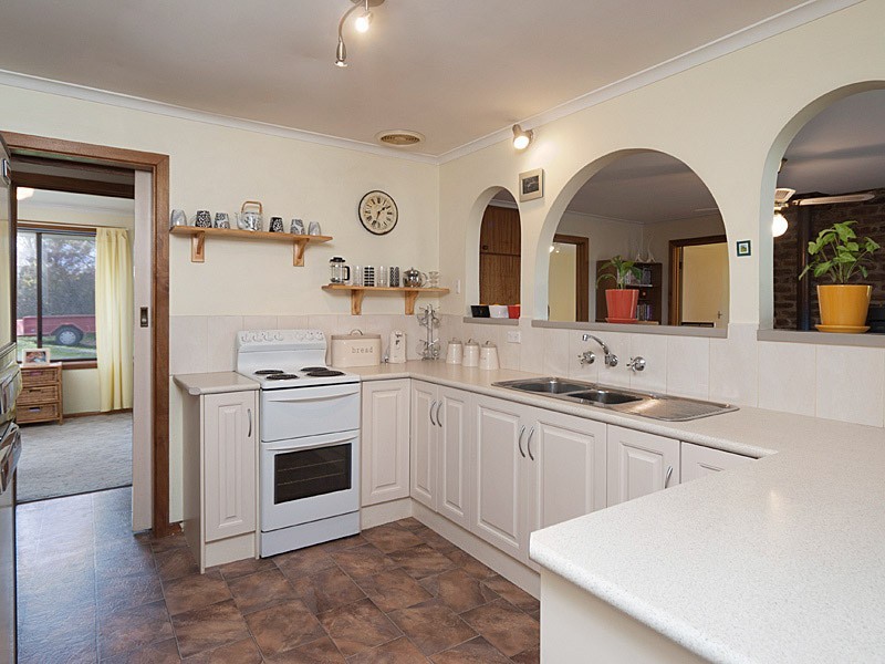 7 Hereford Avenue, Hahndorf SA 5245