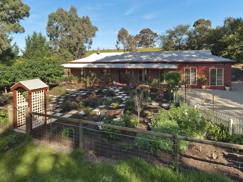 40 Springs Road, Mount Barker SA 5251