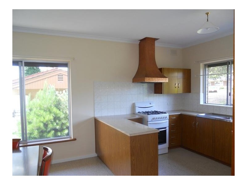 26 Victoria Road, Mount Barker SA 5251