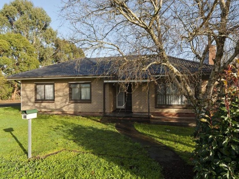 18 Stephenson Street, Mount Barker SA 5251