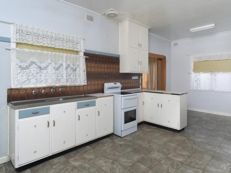 18 Stephenson Street, Mount Barker SA 5251