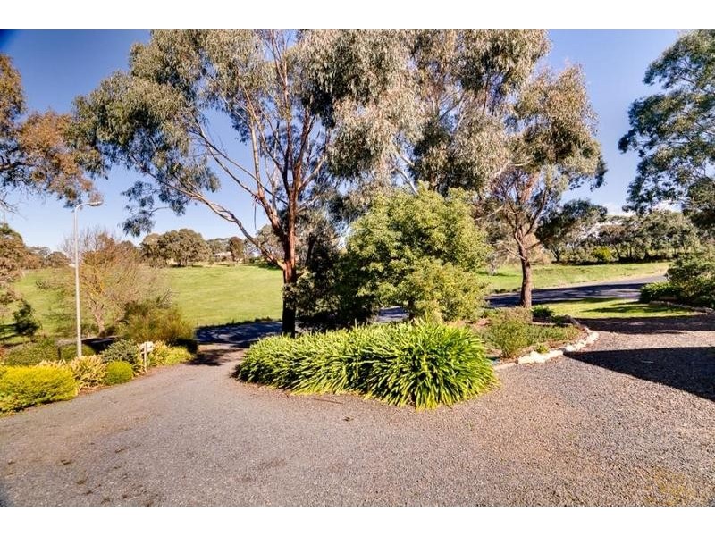 48 Bollen Road, Mount Barker SA 5251