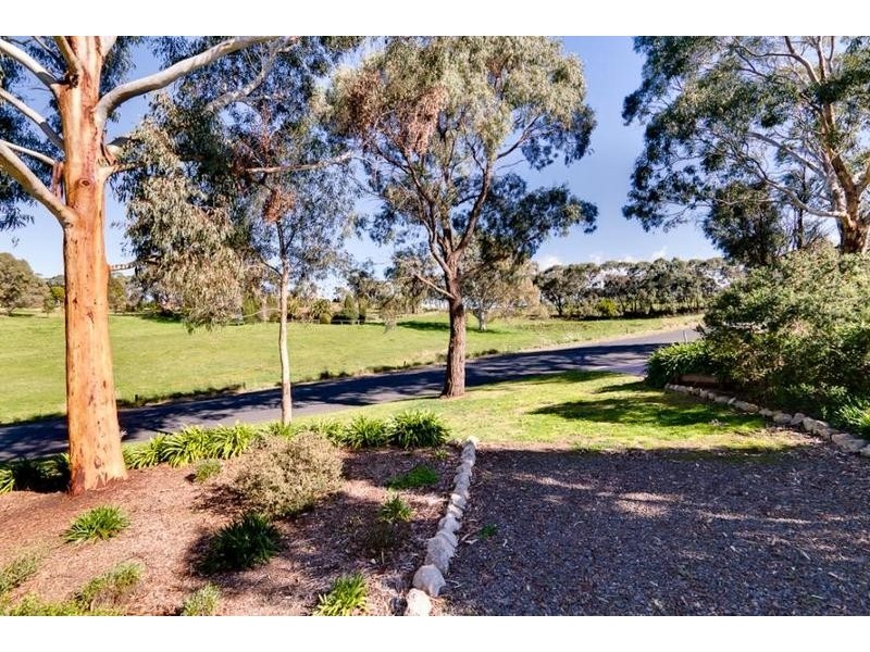 48 Bollen Road, Mount Barker SA 5251