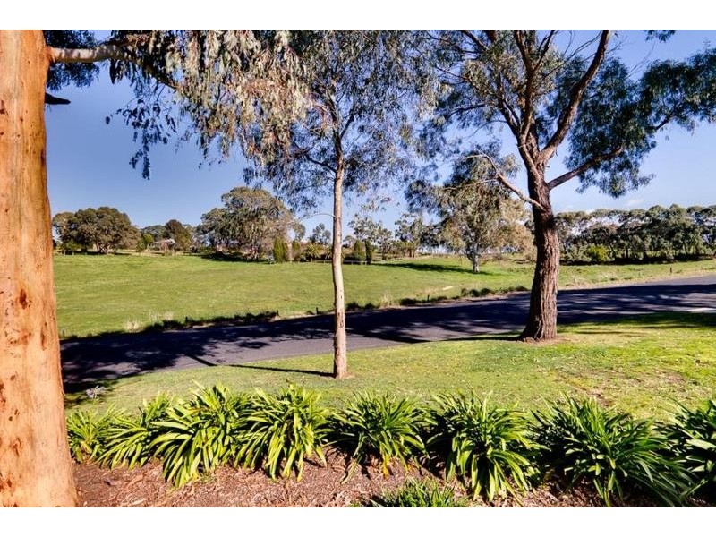 48 Bollen Road, Mount Barker SA 5251