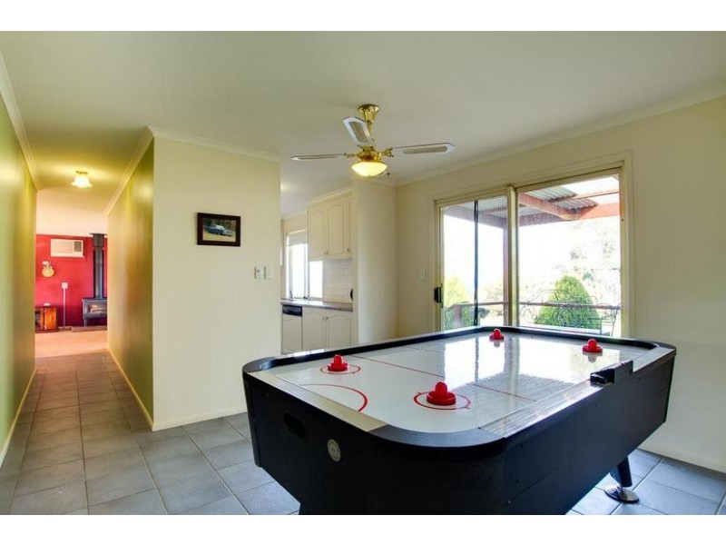 4 Powell Road, Dawesley SA 5252