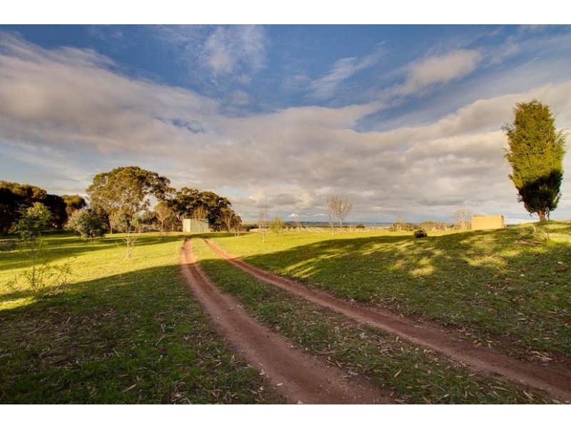 4 Powell Road, Dawesley SA 5252