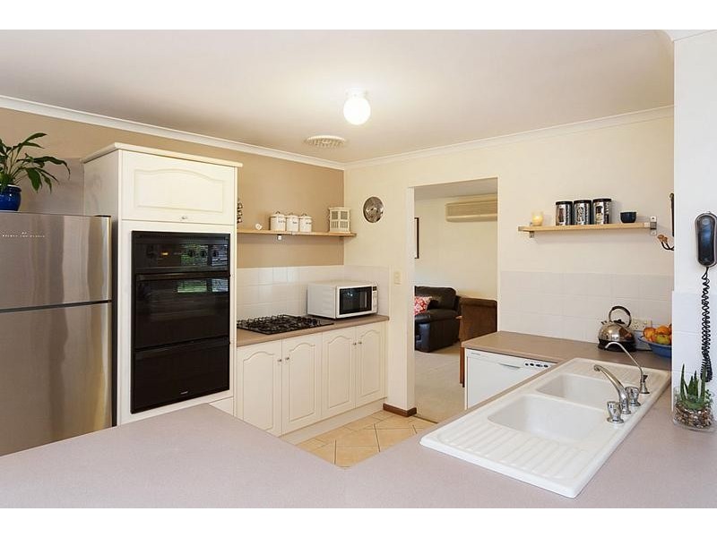 10 Raison Drive, Littlehampton SA 5250