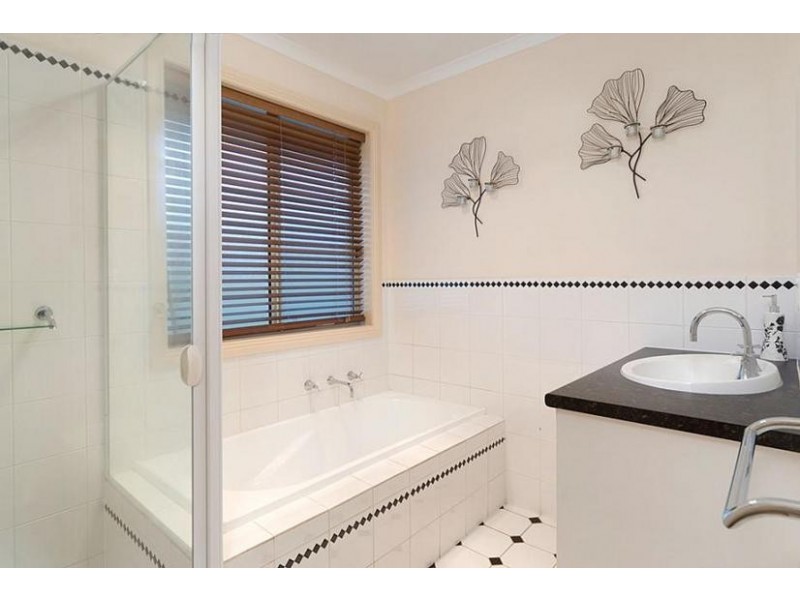 1 Parkview Drive, Mount Barker SA 5251
