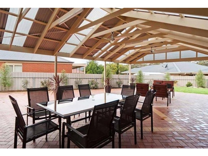 1 Parkview Drive, Mount Barker SA 5251