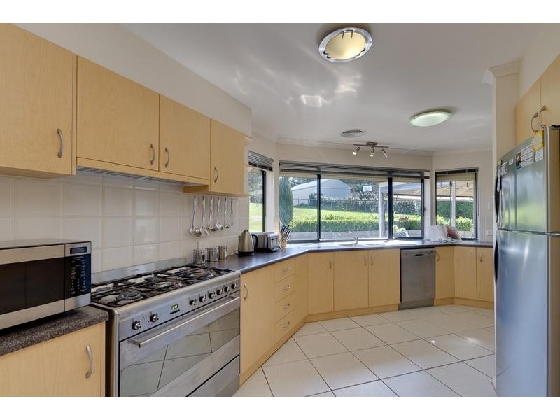 47 Waterford Avenue, Mount Barker SA 5251