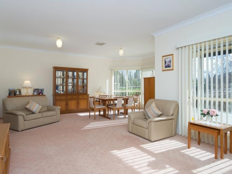 8 Tremayne Drive, Mount Barker SA 5251