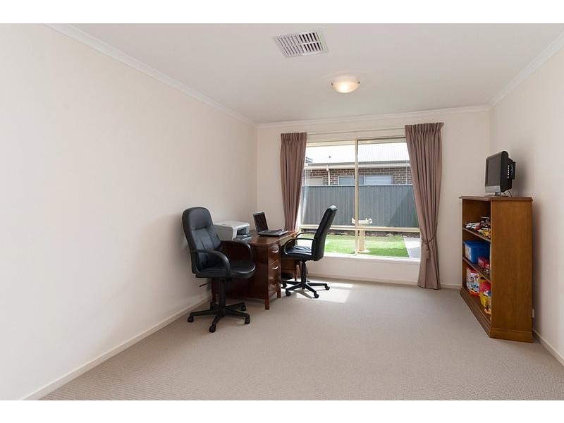 12 Pollard Street, Mount Barker SA 5251