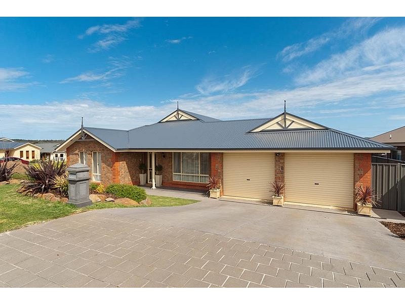 12 Pollard Street, Mount Barker SA 5251
