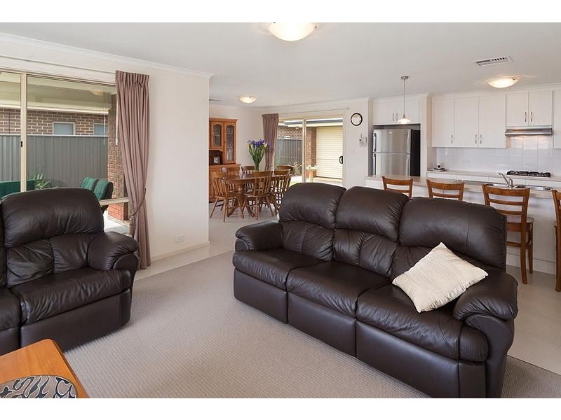 12 Pollard Street, Mount Barker SA 5251
