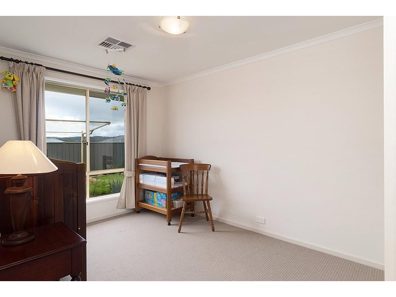 12 Pollard Street, Mount Barker SA 5251