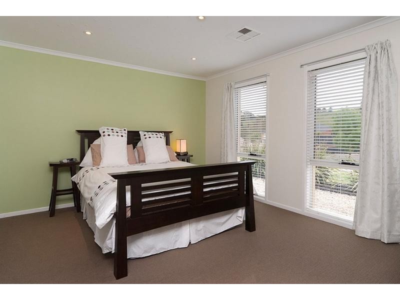 16 Durham Court, Mount Barker SA 5251