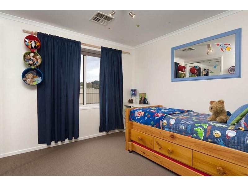 16 Durham Court, Mount Barker SA 5251