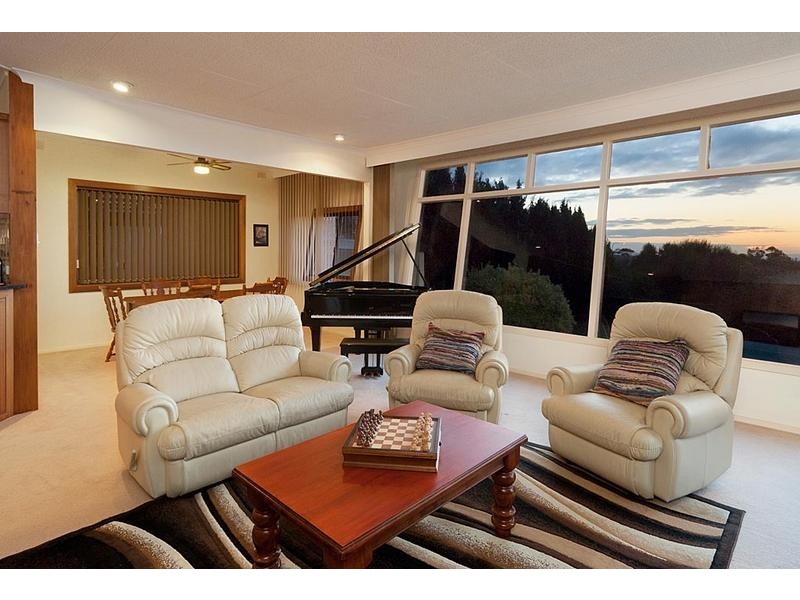 3 Kinedana Street, Eden Hills SA 5050