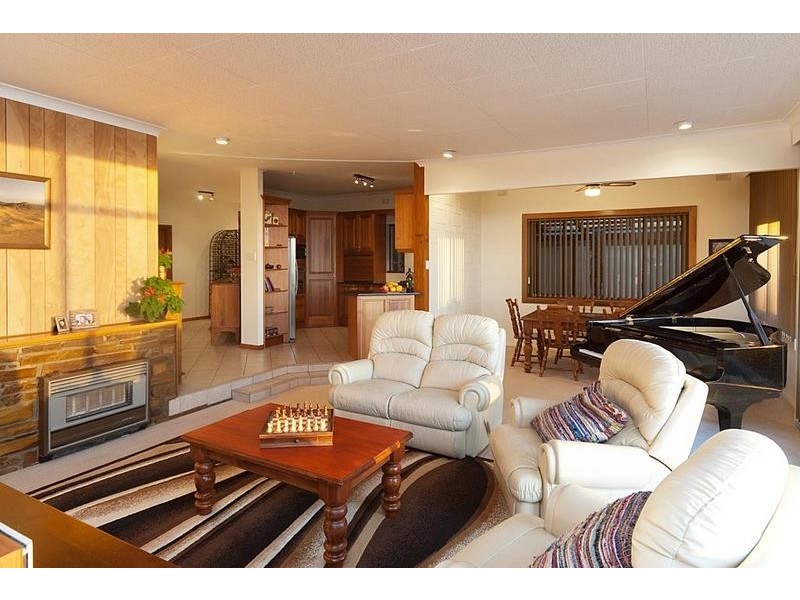 3 Kinedana Street, Eden Hills SA 5050