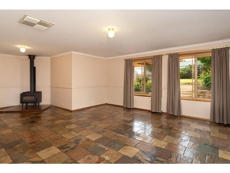 6 Thompson Court, Mount Barker SA 5251