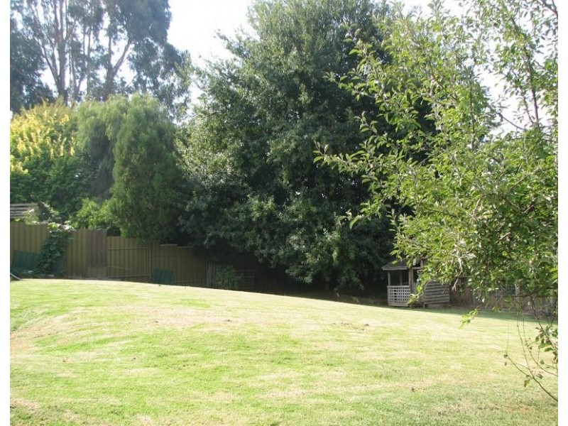 8 Boucaut Court, Mount Barker SA 5251