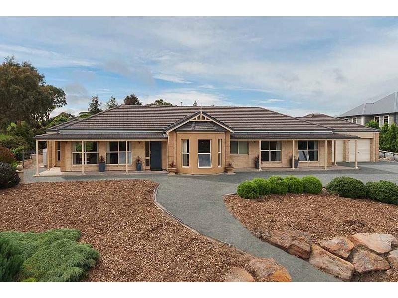 16 Tremayne Drive, Mount Barker SA 5251