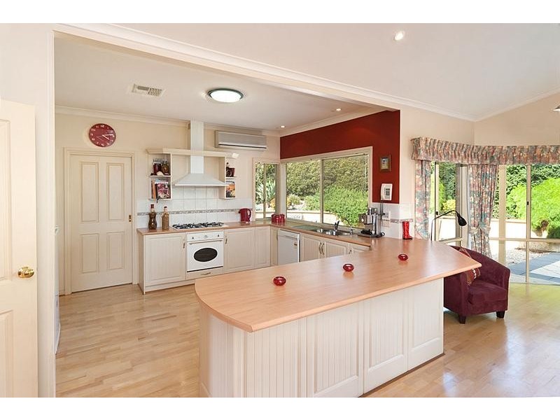 16 Tremayne Drive, Mount Barker SA 5251