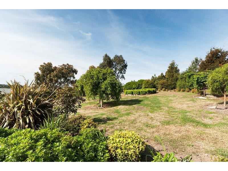 16 Tremayne Drive, Mount Barker SA 5251