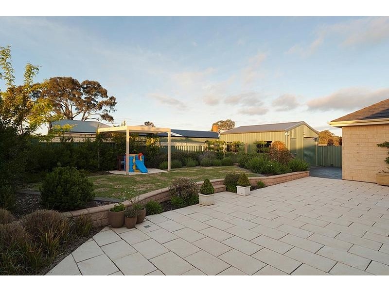 77 Barton Circuit, Mount Barker SA 5251