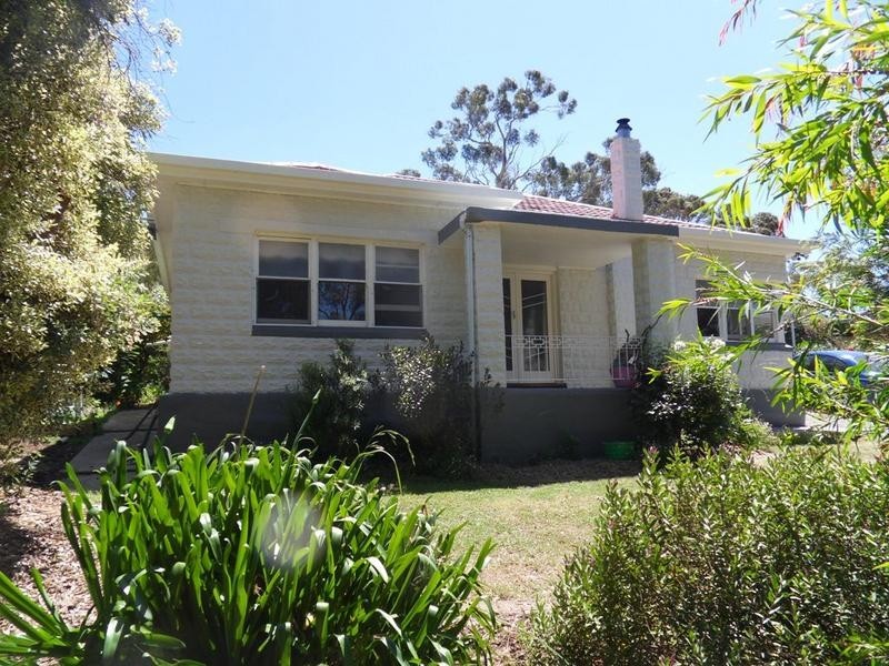 12 Walker Street, Macclesfield SA 5153