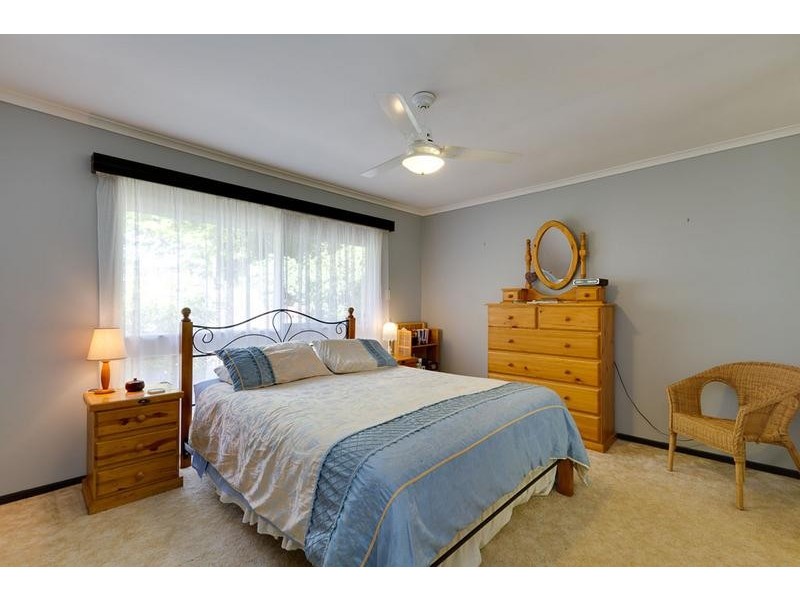 32 Bollen Road, Mount Barker SA 5251