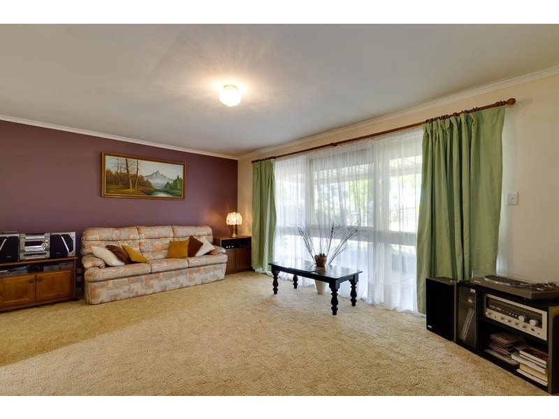 32 Bollen Road, Mount Barker SA 5251