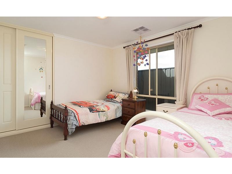 12 Pollard Street, Mount Barker SA 5251